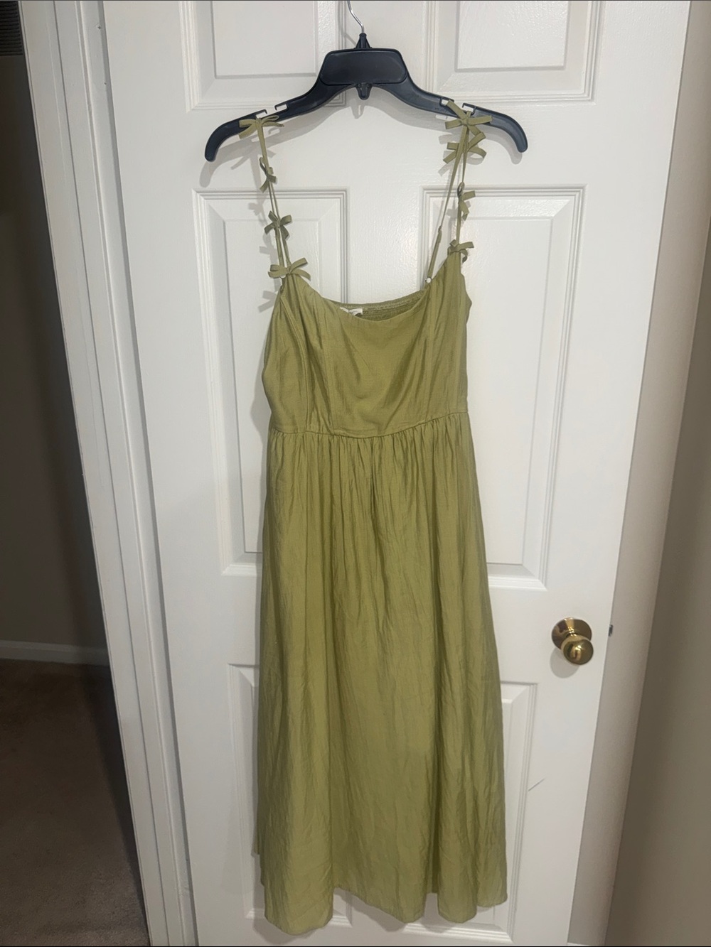 Sleeveless Olive Tie-Shoulder Midi Dress